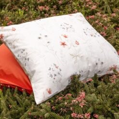 Alternative view of Dommelin Kussensloop Field Rosso