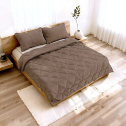 Lazy Dekbed Velvet Taupe/Bruin 240 x 200 Met Luxe Kussenslopen